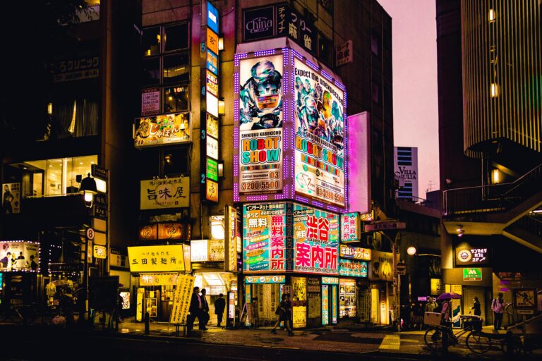 Navigationpaths.com | Amazing Things to Do in Himeji Castle That Locals Secretly Love Street food stall in Himeji selling grilled skewers and rice cakes – discover local flavors on NavigationPaths.com